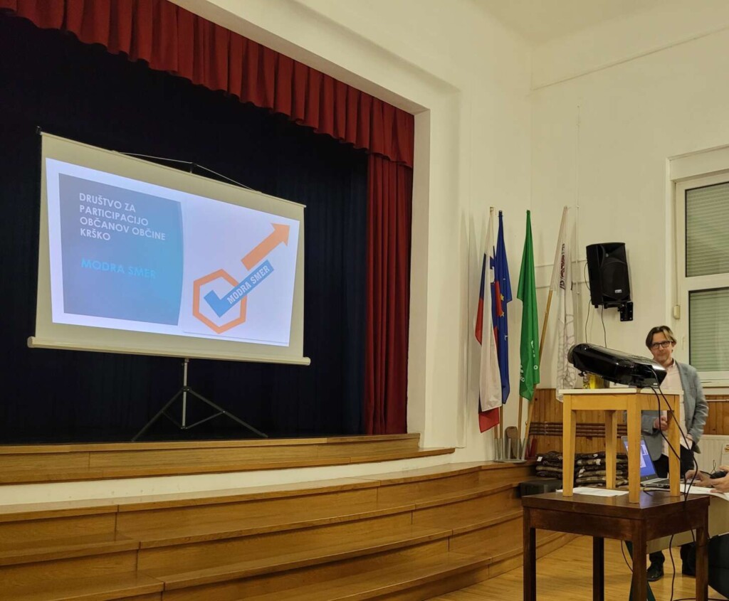 Srečanje članov in podpornikov društva Modra smer
